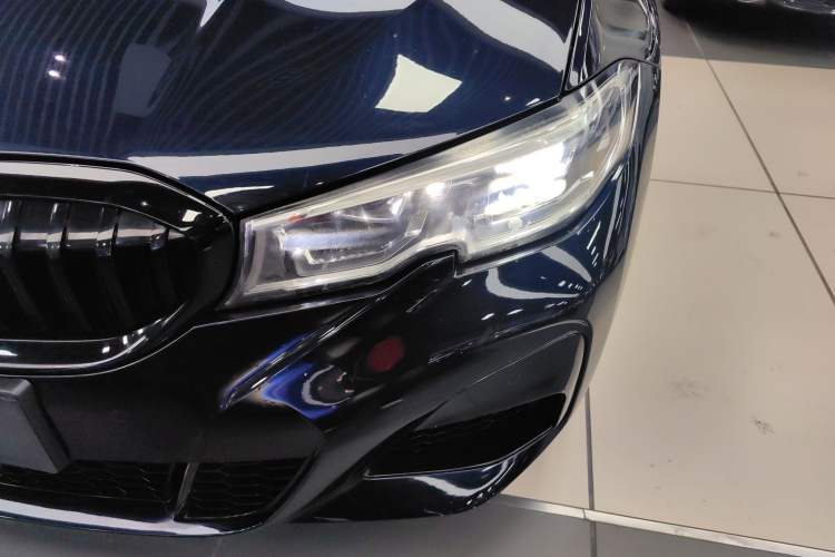 Used BMW 3 Series 2021 Second Facelift 330Li xDrive M Sport Night Edition Package Left Front Headlight