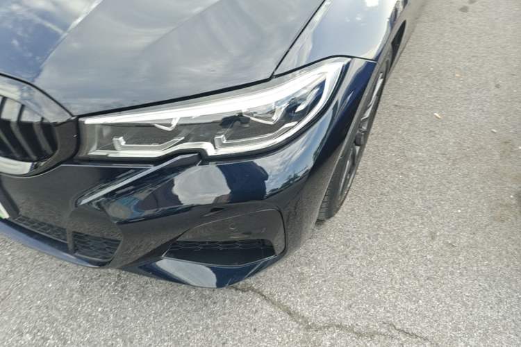 Used BMW 3 Series 2021 325i M Sport Night Edition package Left Front Headlight