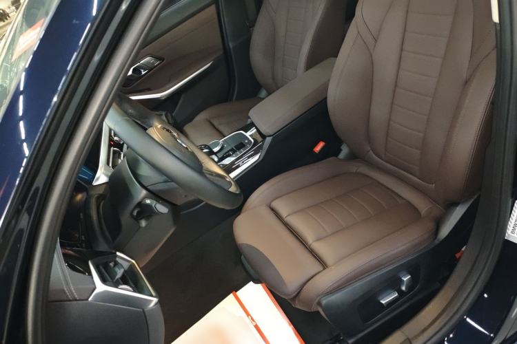 Used BMW 3 Series 2021 325Li M Sport Package Left Front Seat