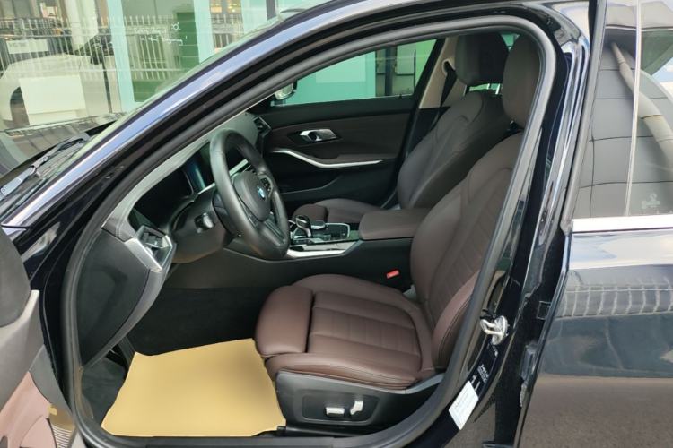 Used BMW 3 Series 2021 320Li M Sport Package Left Front Seat