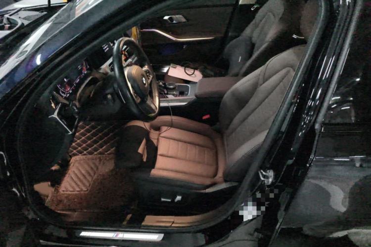 Used BMW 3 Series 2021 Restyled 325i M Sport Night Edition Package Left Front Seat