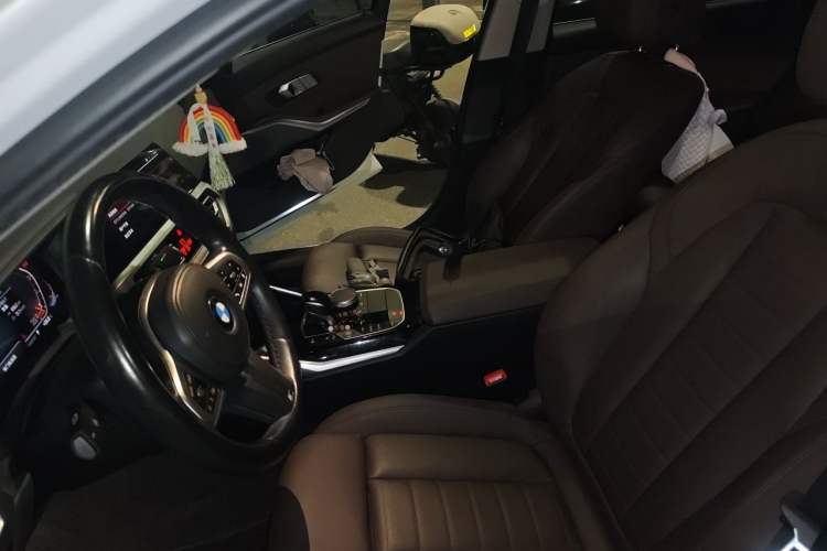 Used BMW 3 Series 2021 Facelifted 320Li M Sport Package Left Front Seat