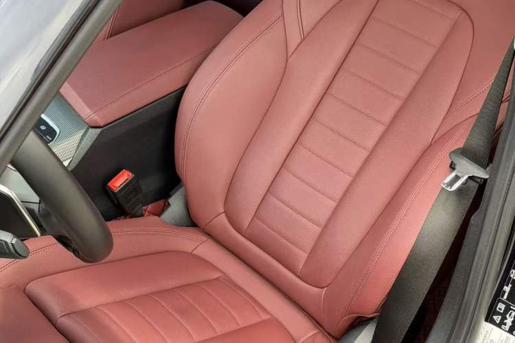 Used BMW 3 Series 2021 Second Facelift 330Li xDrive M Sport Night Edition Package Left Front Seat