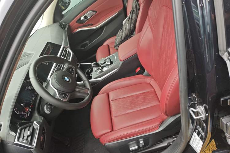 Used BMW 3 Series 2021 Restyled 325i M Sport Package Left Front Seat