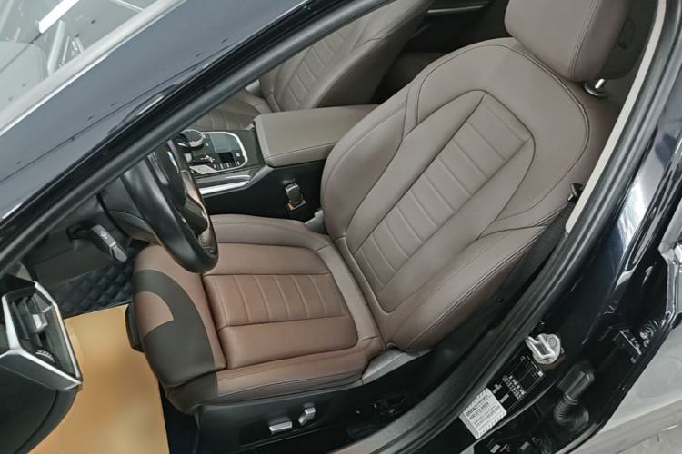 Used BMW 3 Series 2021 Second Facelift 325Li M Sport Package Left Front Seat