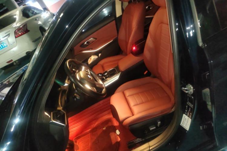 Used BMW 3 Series 2021 Restyled 330Li xDrive M Sport Night Edition Package Left Front Seat