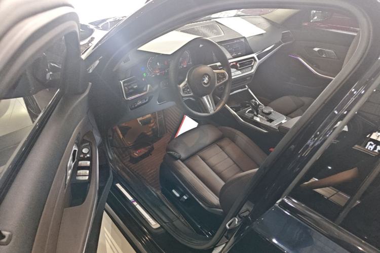 Used BMW 3 Series 2021 Restyled 325Li M Sport Package Left Front Seat