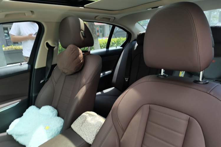Used BMW 3 Series 2021 Second Facelift 320i Sport Package Left Front Seat