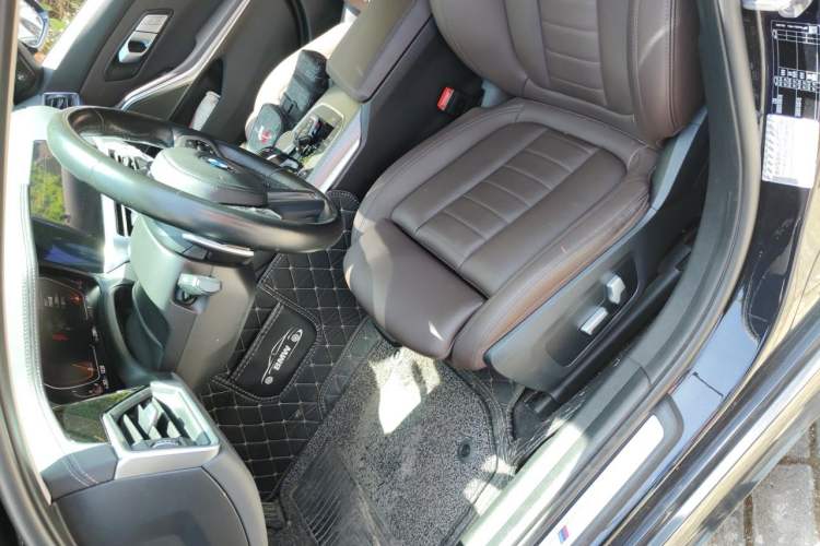 Used BMW 3 Series 2021 Facelifted 325Li M Sport Night Edition Package Left Front Seat