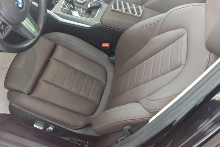 Used BMW 3 Series 2021 325Li M Sport Shadowline Package Left Front Seat