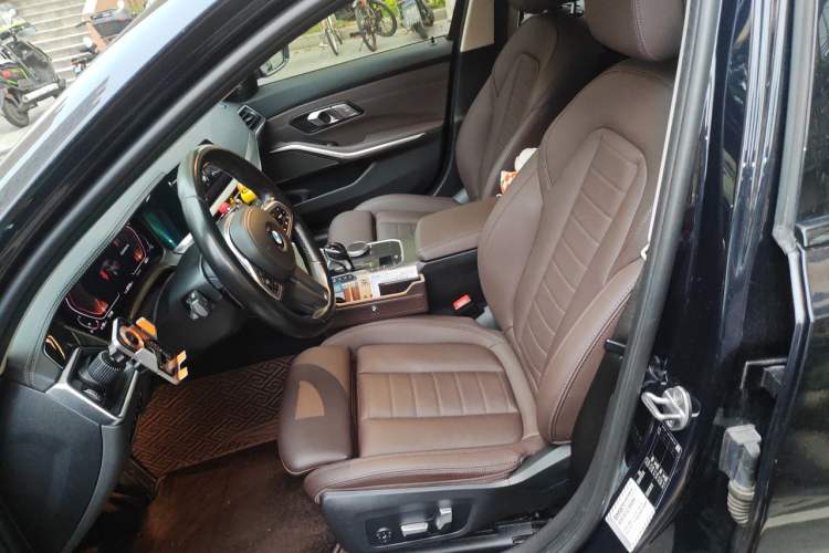 Used BMW 3 Series 2021 325i M Sport Night Edition package Left Front Seat