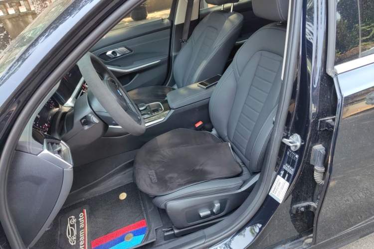 Used BMW 3 Series 2021 Second Facelift 325Li M Sport Package Left Front Seat