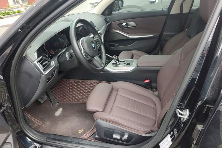 Used BMW 3 Series 2021 Second Facelift 325Li M Sport Night Edition Package Left Front Seat