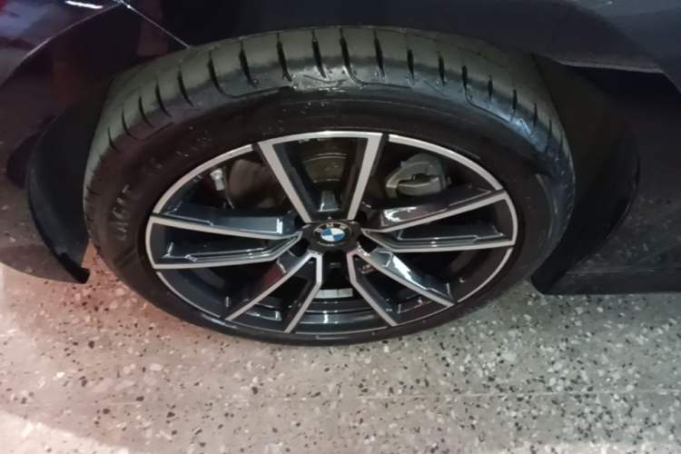 Used BMW 3 Series 2021 320Li M Sport Package Left Front Wheel Hub
