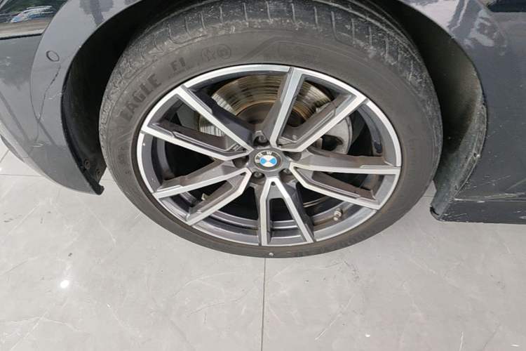 Used BMW 3 Series 2021 Facelifted 320Li M Sport Package Left Front Wheel Hub
