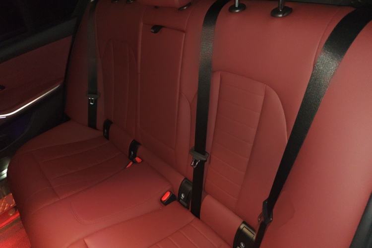 Used BMW 3 Series 2021 Restyled 325i M Sport Night Edition Package Left Rear Seat