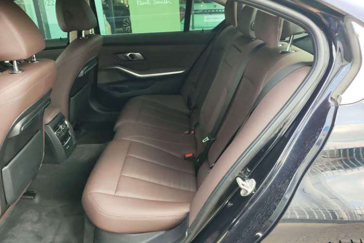 Used BMW 3 Series 2021 320Li M Sport Package Left Rear Seat