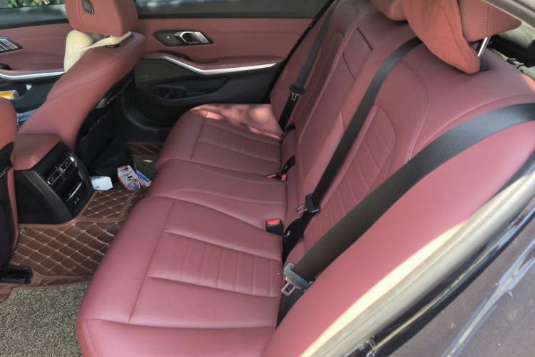 Used BMW 3 Series 2021 325Li M Sport Shadowline Package Left Rear Seat