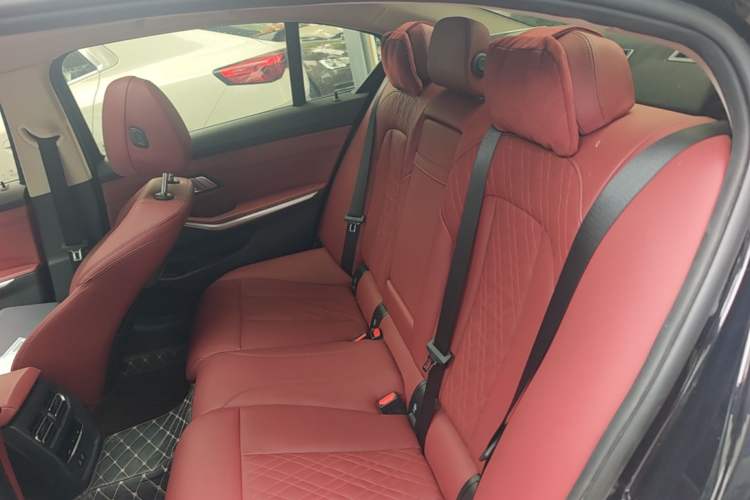 Used BMW 3 Series 2021 Second Facelift 325Li M Sport Night Edition Package Left Rear Seat