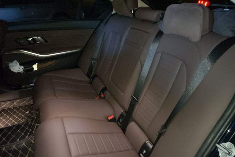 Used BMW 3 Series 2021 Facelifted 325Li M Sport Night Edition Package Left Rear Seat