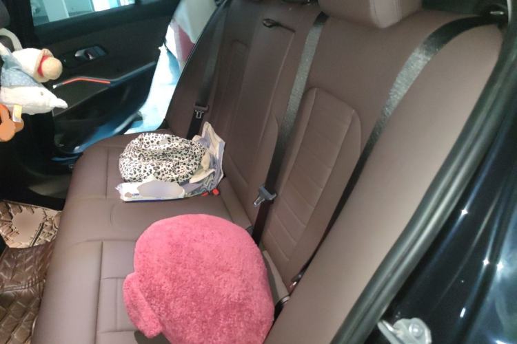 Used BMW 3 Series 2021 Restyled 325i M Sport Night Edition Package Left Rear Seat