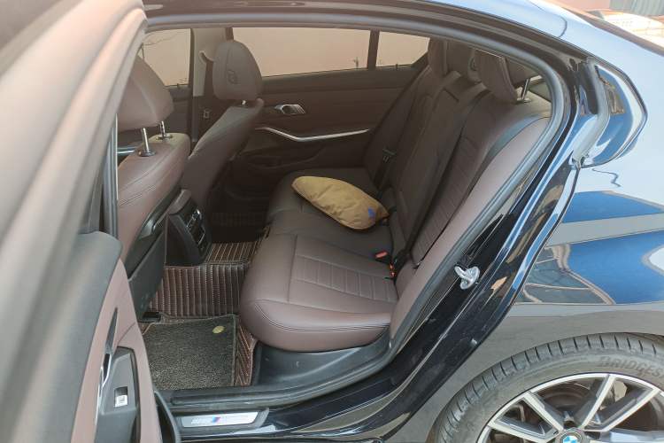 Used BMW 3 Series 2021 Restyled 325Li M Sport Package Left Rear Seat
