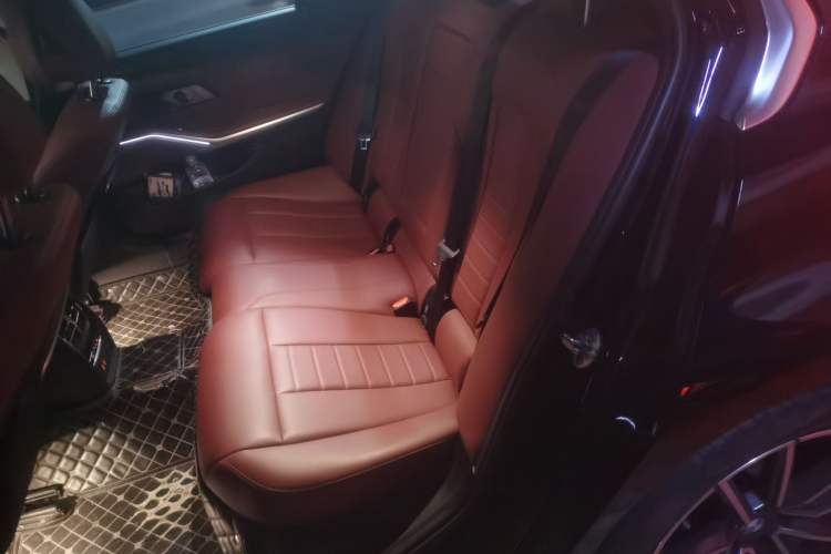Used BMW 3 Series 2021 Restyled 325i M Sport Package Left Rear Seat