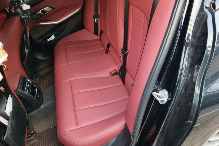 Used BMW 3 Series 2021 Restyled 325i M Sport Night Edition Package Left Rear Seat