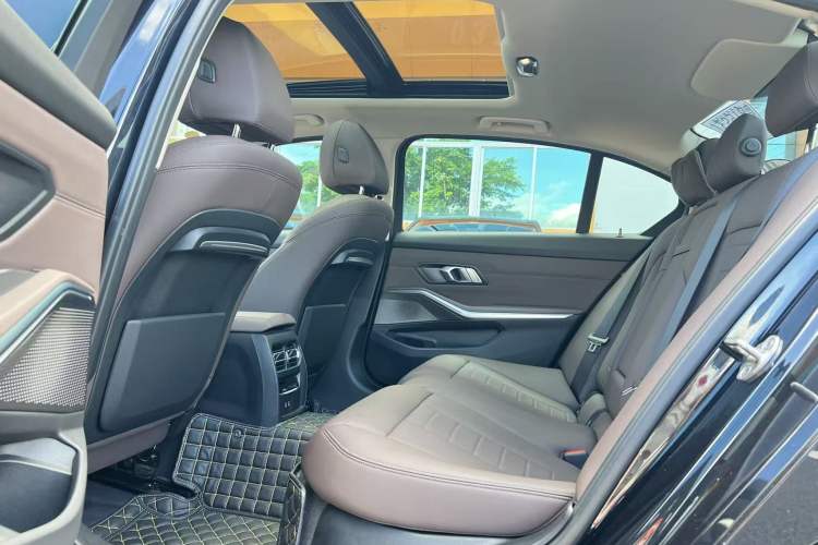 Used BMW 3 Series 2021 Restyled 325Li M Sport Package Left Rear Seat