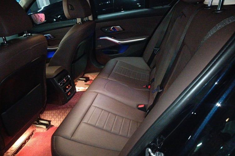 Used BMW 3 Series 2021 325i M Sport Night Edition package Left Rear Seat