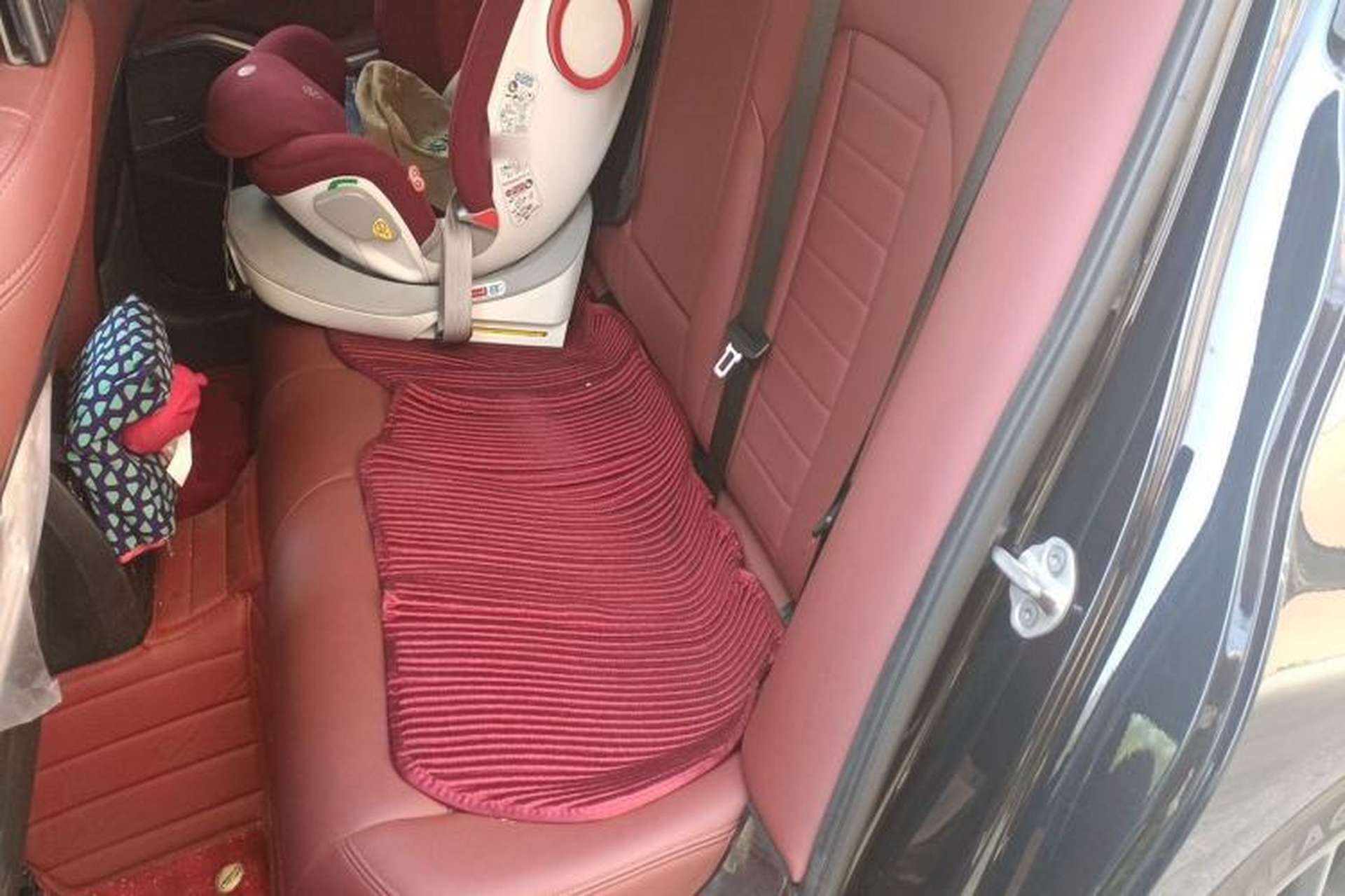 Used BMW 3 Series 2021 325i M Sport Night Edition package Left Rear Seat
