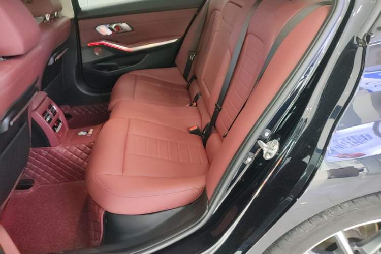 Used BMW 3 Series 2021 Facelifted 320Li M Sport Package Left Rear Seat