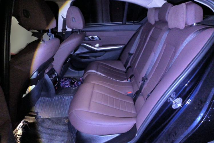 Used BMW 3 Series 2021 Facelifted 320Li M Sport Package Left Rear Seat