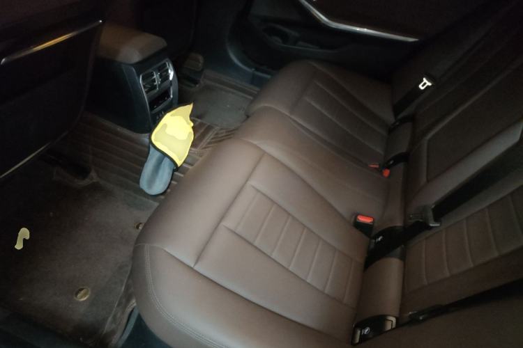 Used BMW 3 Series 2021 Facelifted 320Li M Sport Package Left Rear Seat