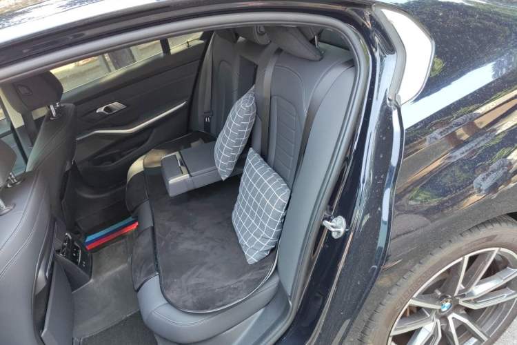 Used BMW 3 Series 2021 Second Facelift 325Li M Sport Package Left Rear Seat