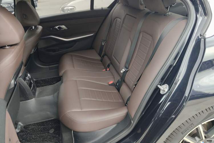 Used BMW 3 Series 2021 Restyled 325Li M Sport Package Left Rear Seat
