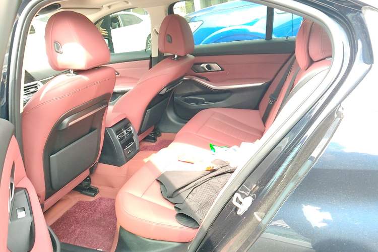 Used BMW 3 Series 2021 Restyled 325Li M Sport Package Left Rear Seat