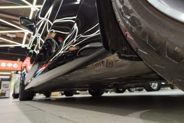 Used BMW 3 Series 2021 Restyled 325Li M Sport Package Left Side Sill