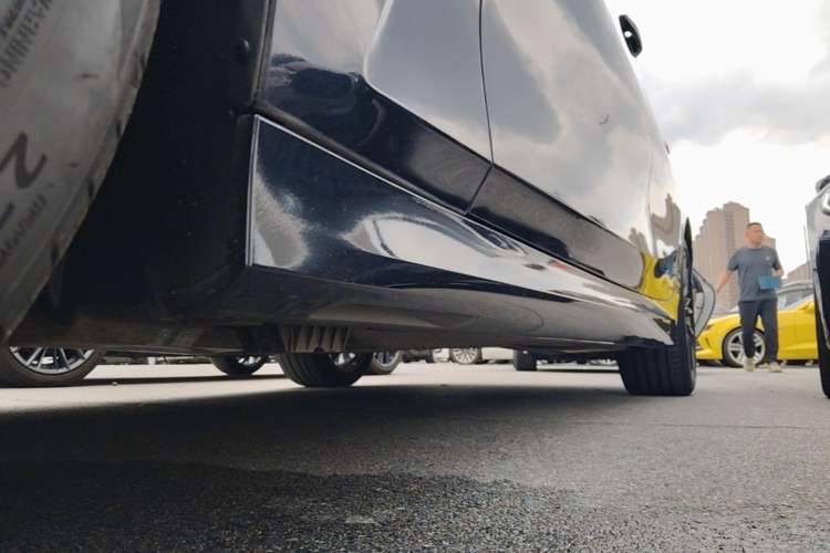 Used BMW 3 Series 2021 325Li M Sport Shadowline Package Left Side Sill