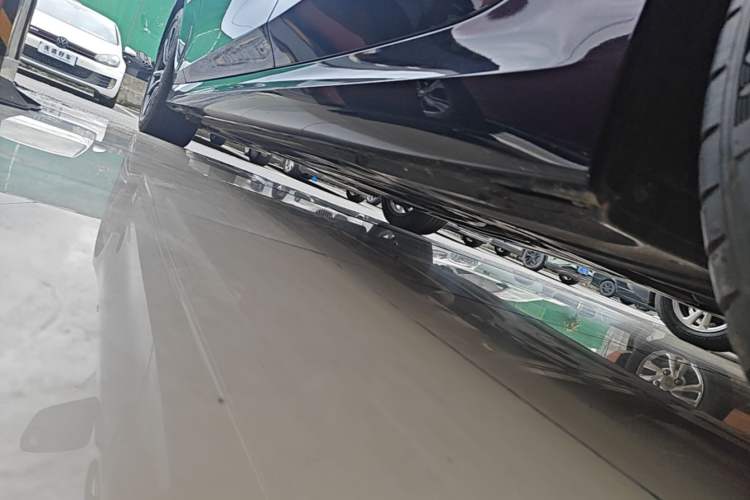 Used BMW 3 Series 2021 Restyled 325Li M Sport Package Left Side Sill