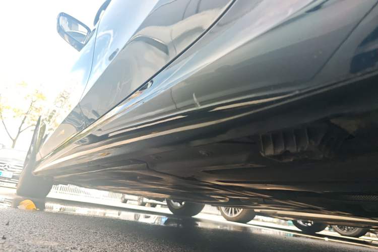 Used BMW 3 Series 2021 Restyled 325Li M Sport Package Left Side Sill