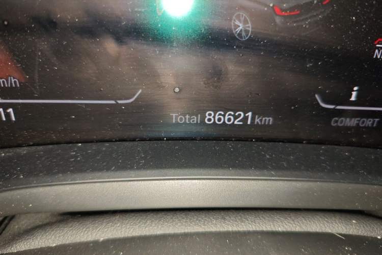 Used BMW 3 Series 2021 325i M Sport Night Edition package Odometer Close Up