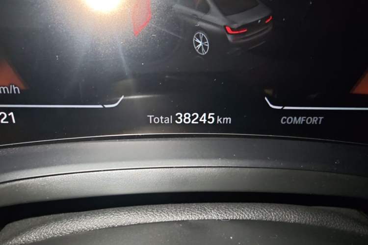 Used BMW 3 Series 2021 Facelifted 325Li M Sport Night Edition Package Odometer Close Up