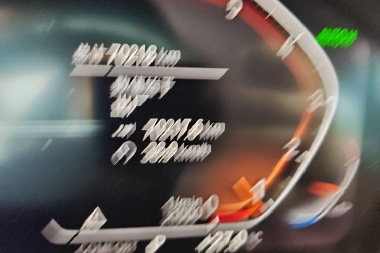 Used BMW 3 Series 2021 320Li M Sport Package Odometer Close Up