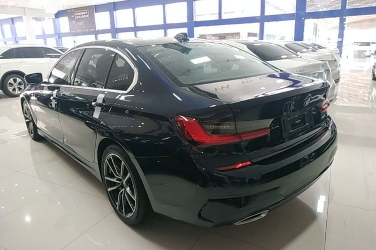Used BMW 3 Series 2021 320Li M Sport Package Rear Left 45 Deg