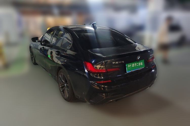 Used BMW 3 Series 2021 325i M Sport Night Edition package Rear Left 45 Deg