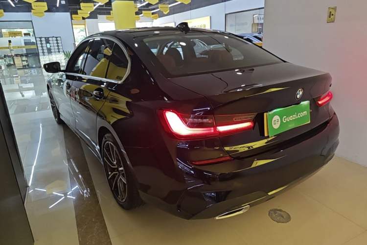 Used BMW 3 Series 2021 Facelifted 320Li M Sport Package Rear Left 45 Deg