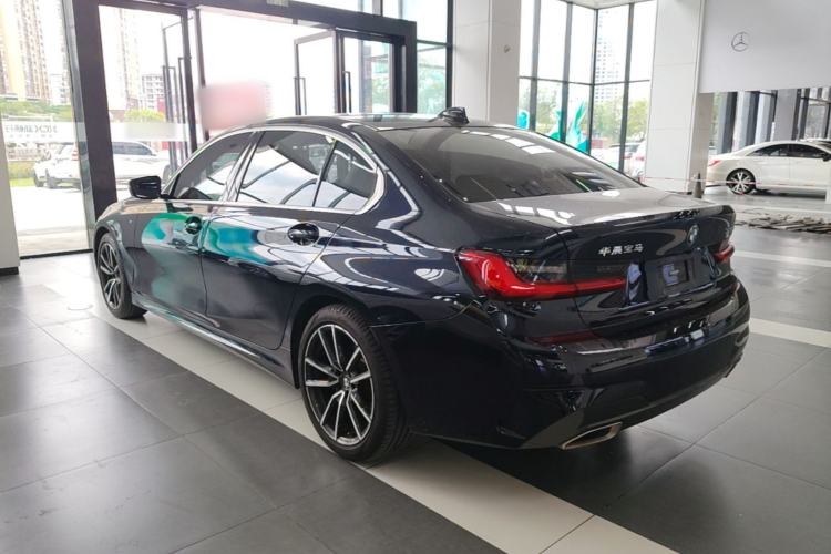 Used BMW 3 Series 2021 Facelifted 320Li M Sport Package Rear Left 45 Deg