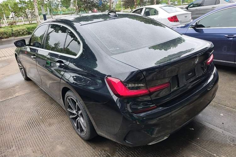 Used BMW 3 Series 2021 Second Facelift 320Li M Sport Package Rear Left 45 Deg