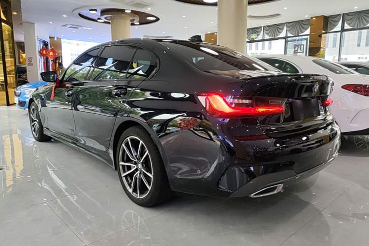 Used BMW 3 Series 2021 Facelifted 320Li M Sport Package Rear Left 45 Deg